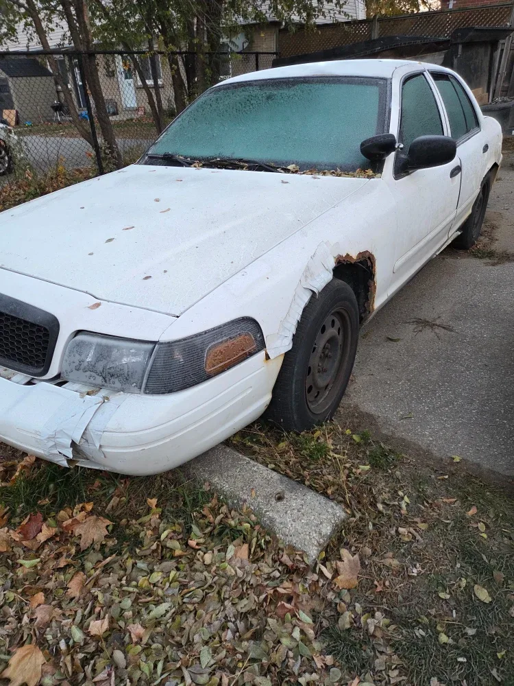 2008 ford crown victoria parts car image indicator(2)