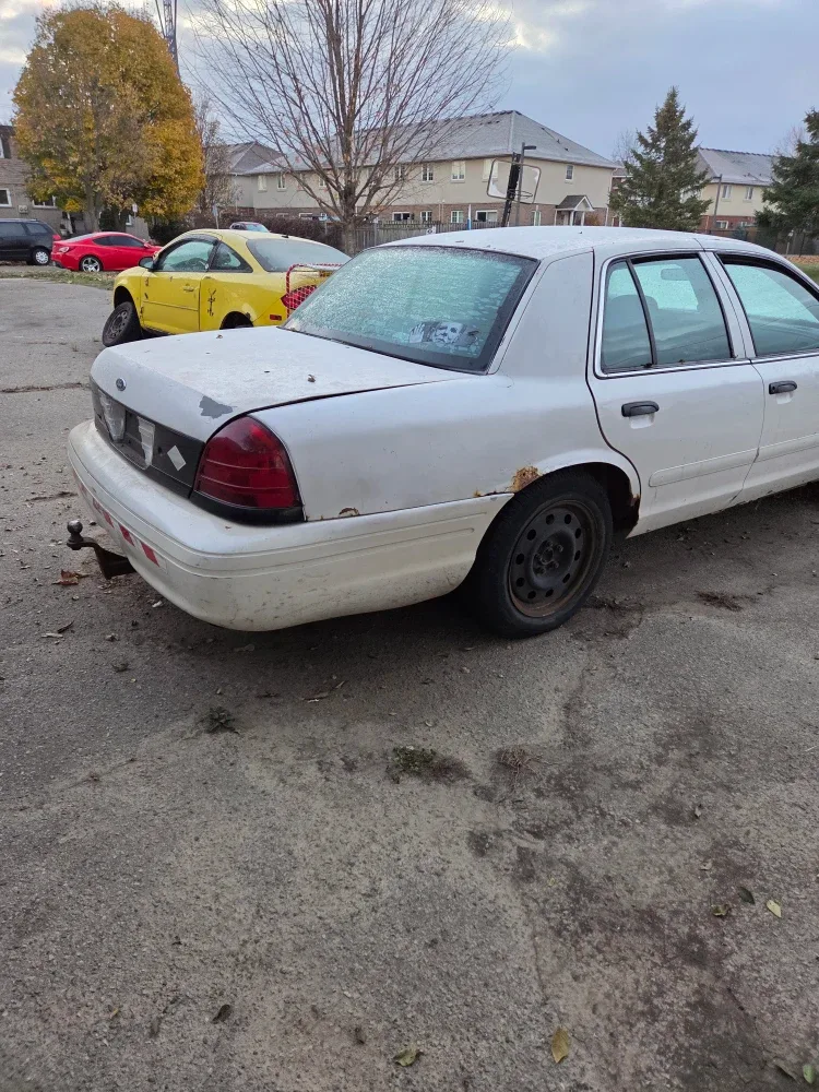 2008 ford crown victoria parts car image indicator(5)