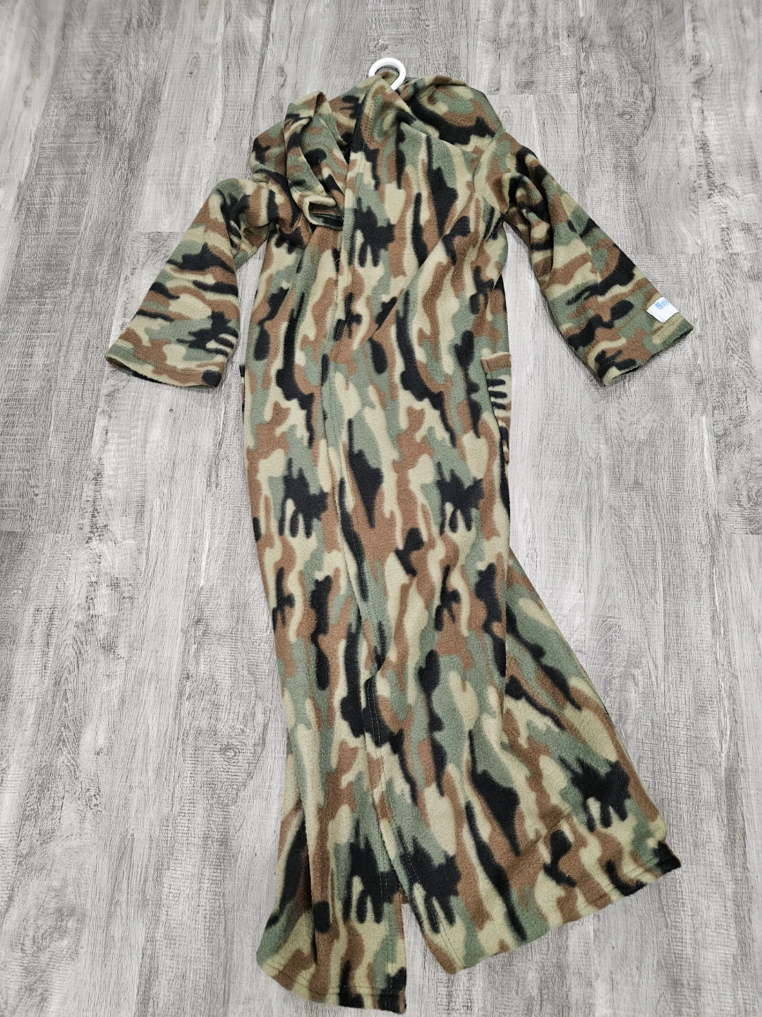 Snuggie for Kids Camo Blanket with Sleeves