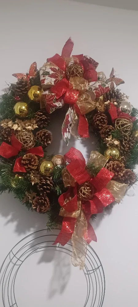 Christmas Wreath with Doll image indicator(4)