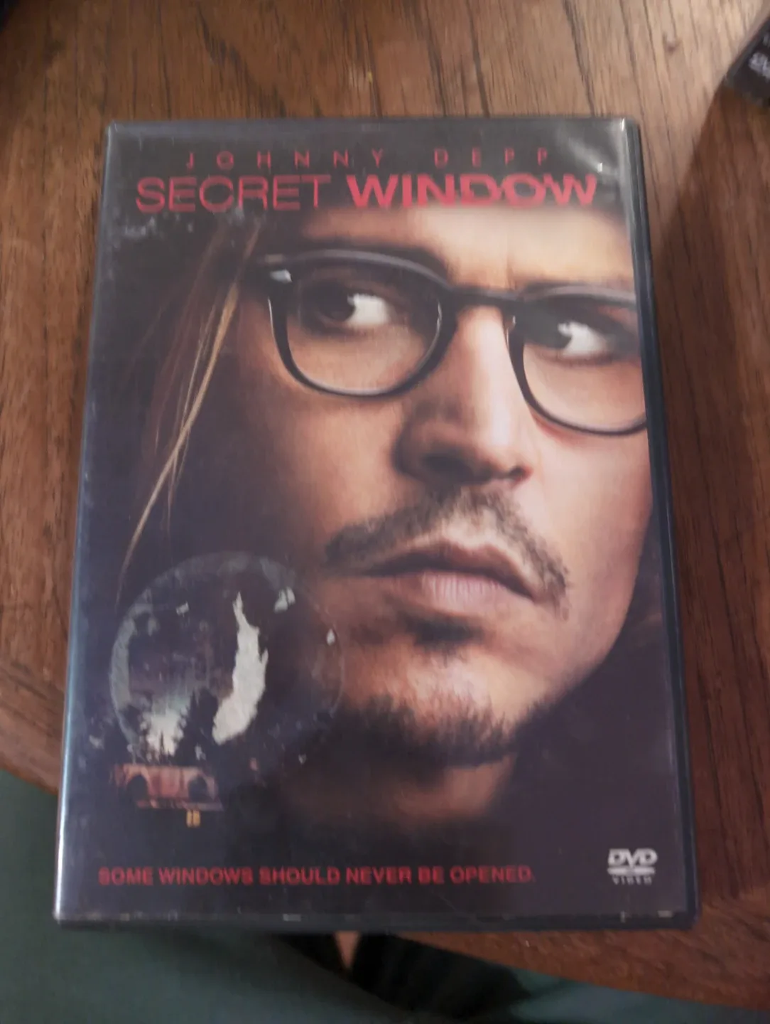 DVD Movies: Closer & Secret Window image indicator(2)