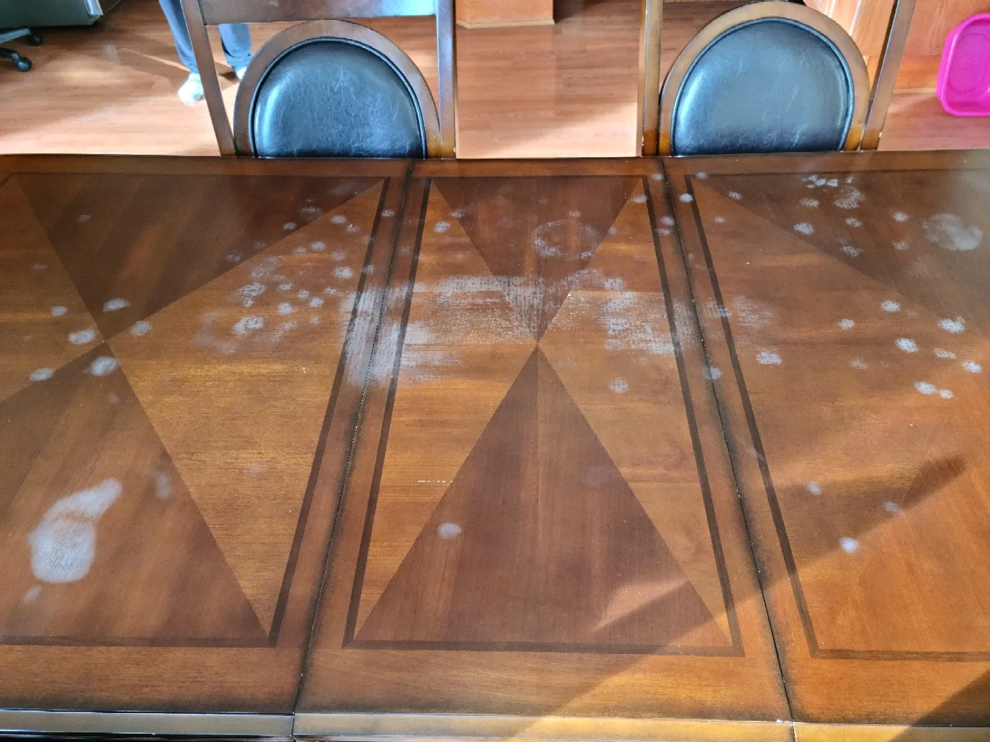 Dining Table with 6 Chairs image indicator(5)