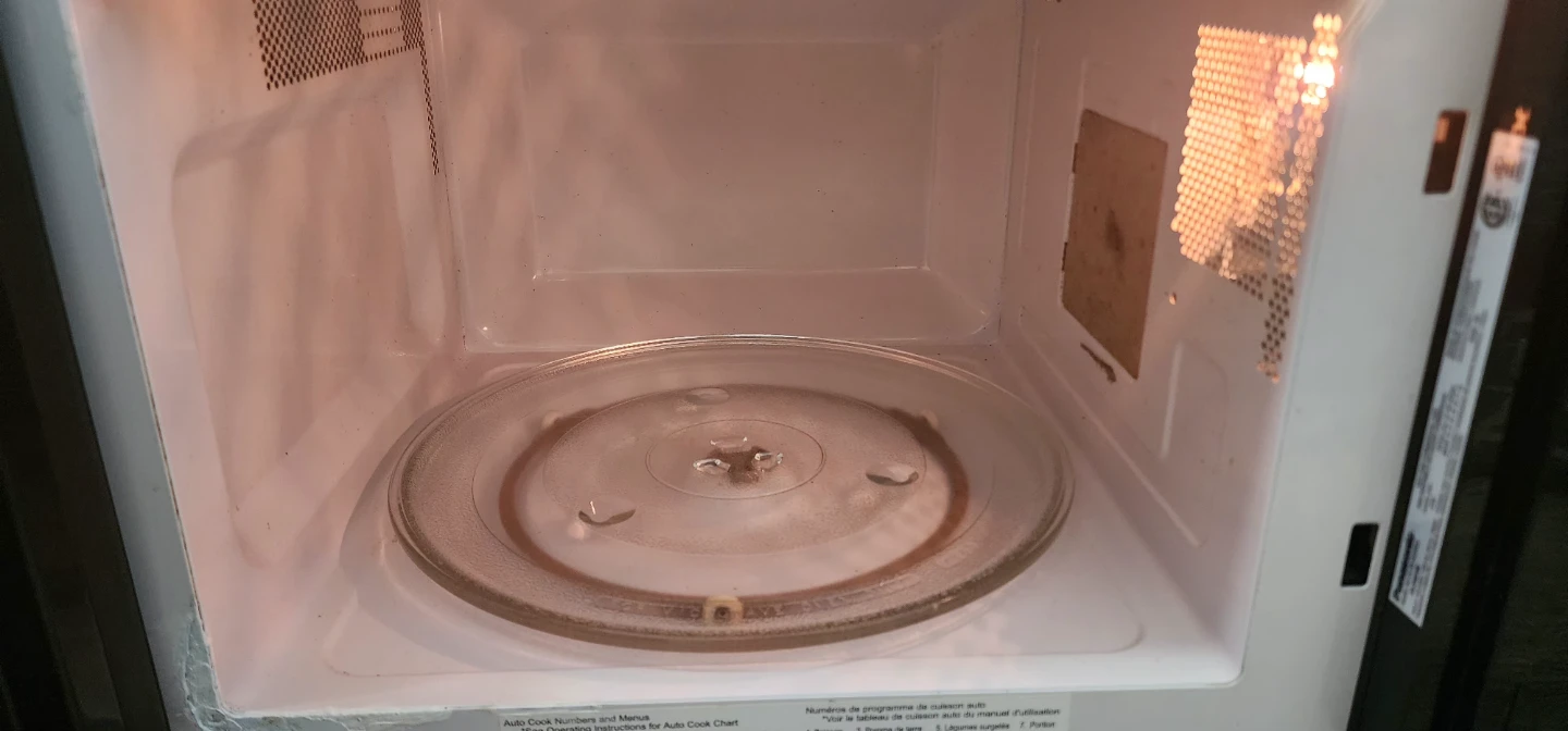 Panasonic Microwave - 1100W, Size # 20" - photo 3