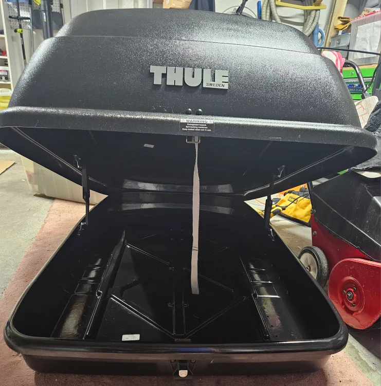 Thule Excursion Cargo Carrier - Black