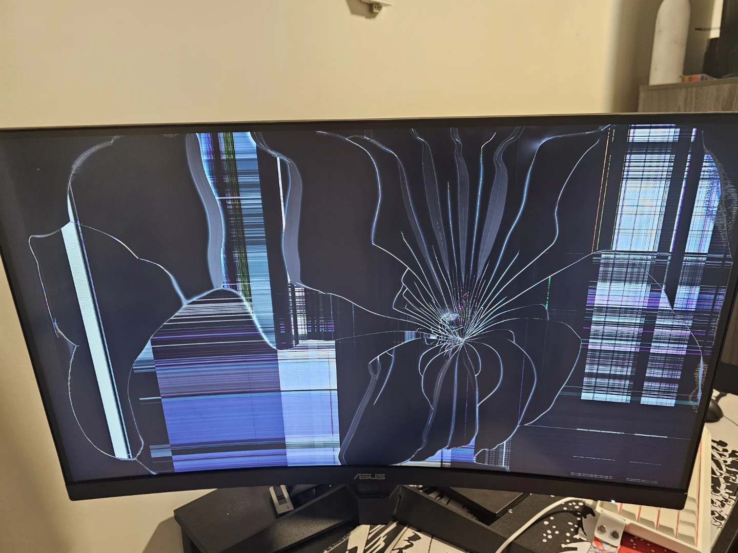 ASUS TUF Gaming Monitor - Damaged - photo 4