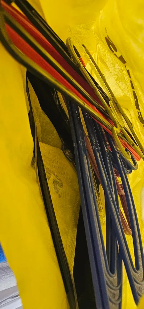 Laundry Basket, 75 Hangers and 2 Drying Clip Hangers image indicator(6)