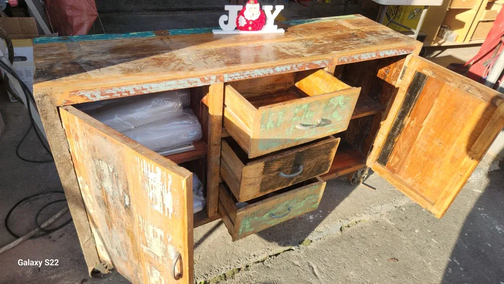 Antique table& Cabinet
