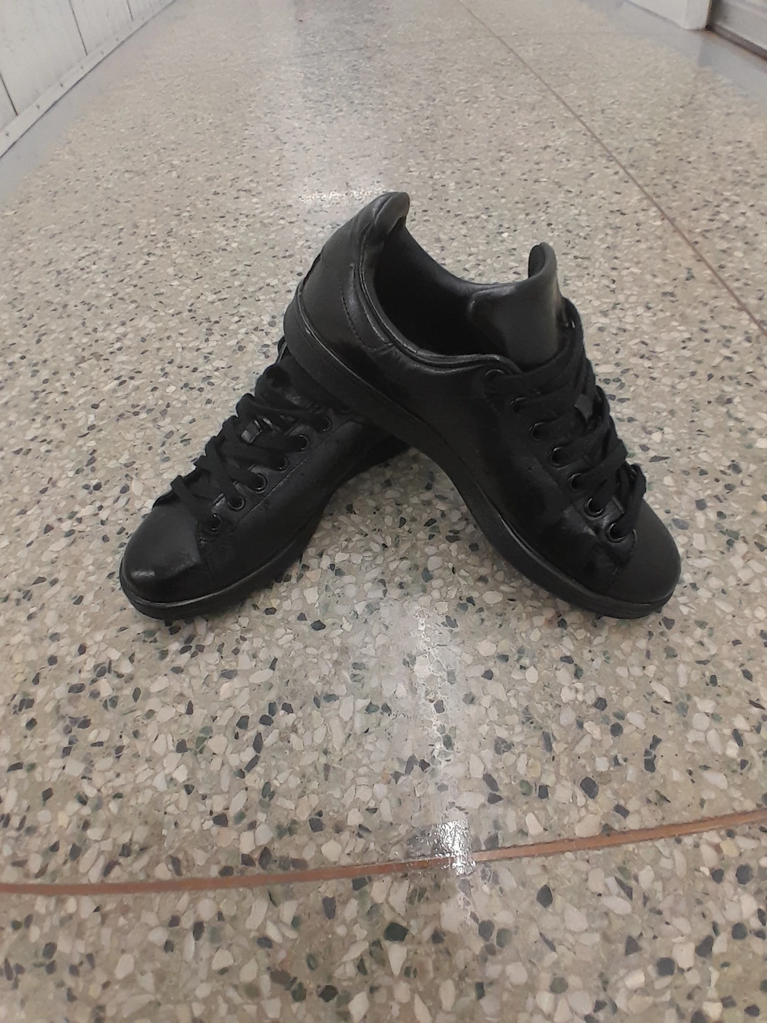 Adidas Stan Smith Black Leather Shoes Size 8 - photo 5