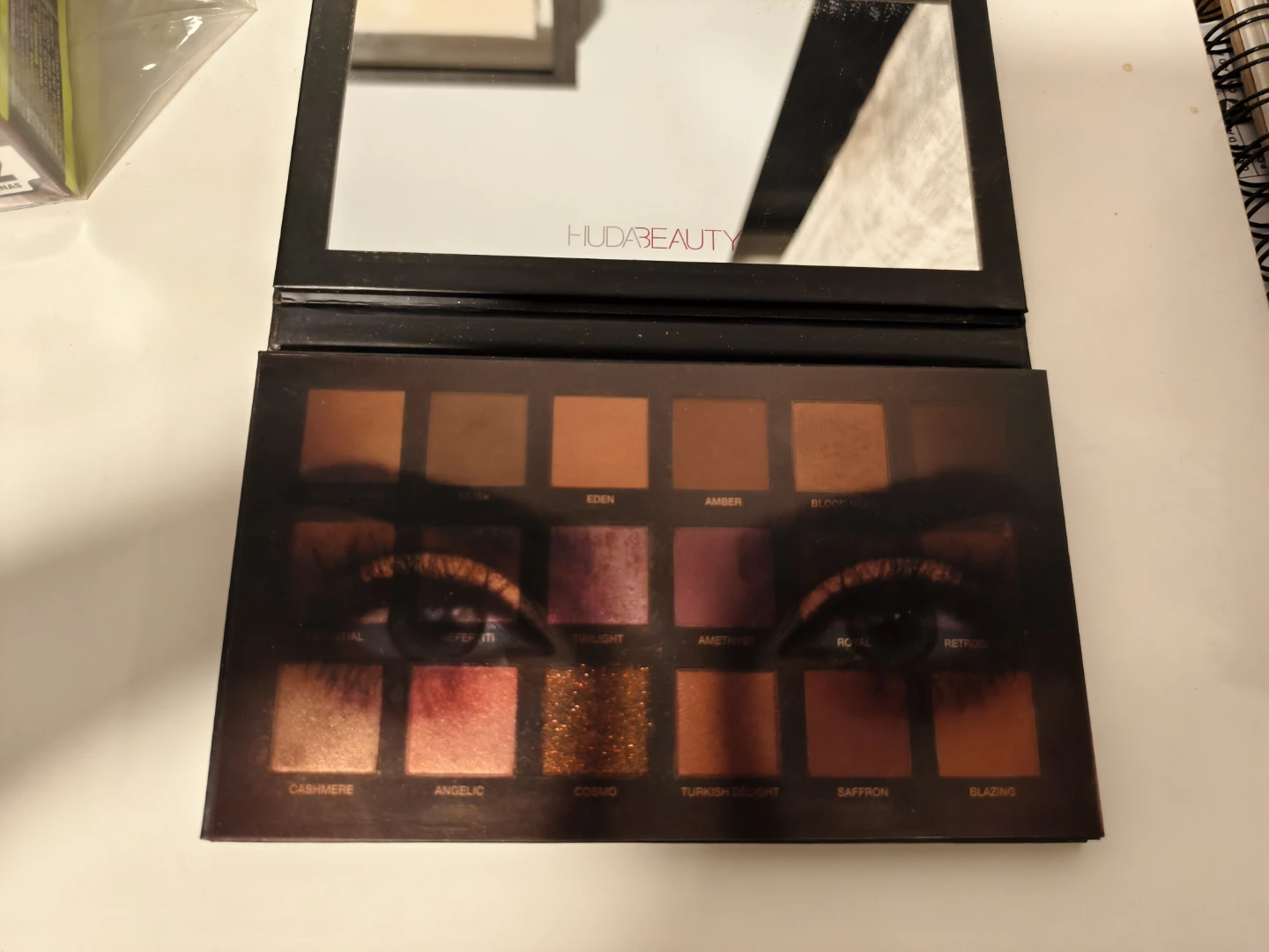 Huda Beauty Desert Dusk - photo 2
