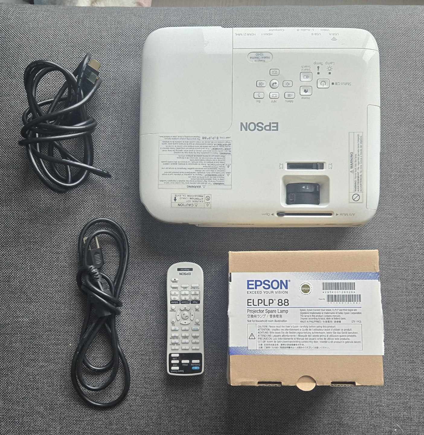 Epson 1080p Projector + Extra $180 Replacement Bulb - photo 3