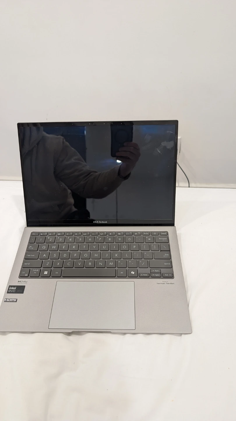 Asus Zenbook Laptop