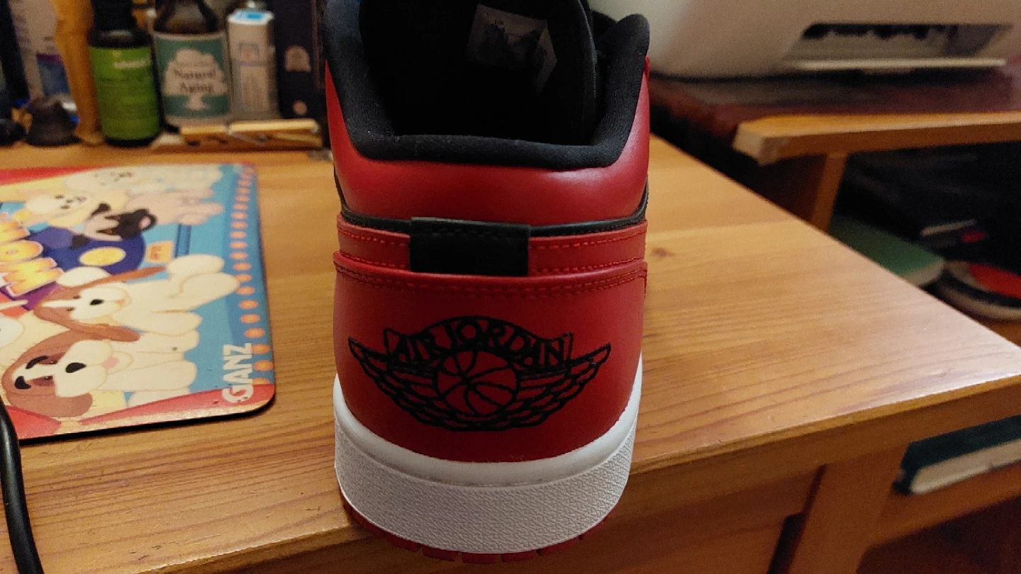 Air Jordan 1 Low Red/Black Size 9.5 - photo 2