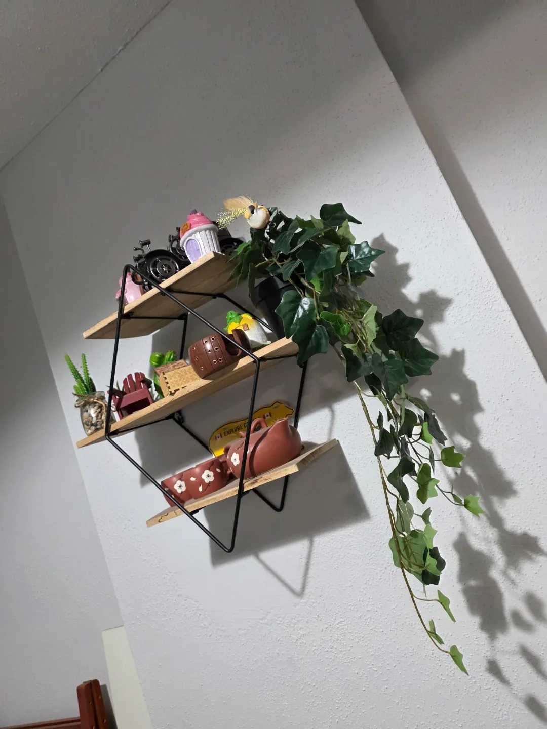 Wall Mounted Decorative Shelf