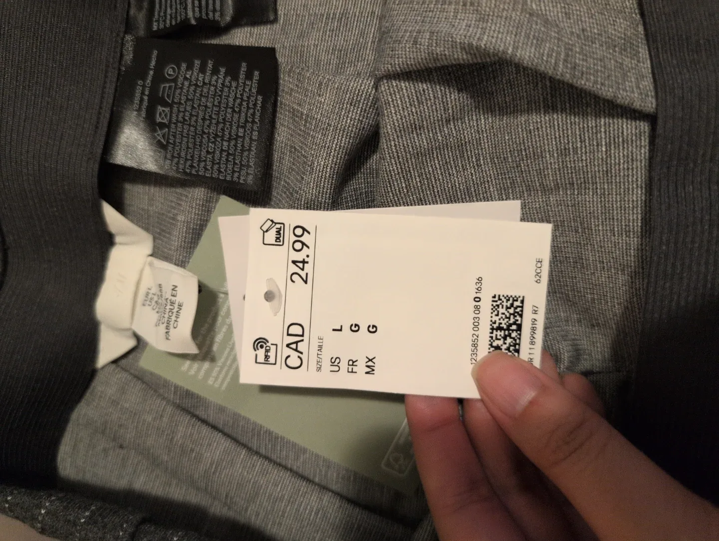 H&M Grey Striped Skirt - Size L image indicator(3)