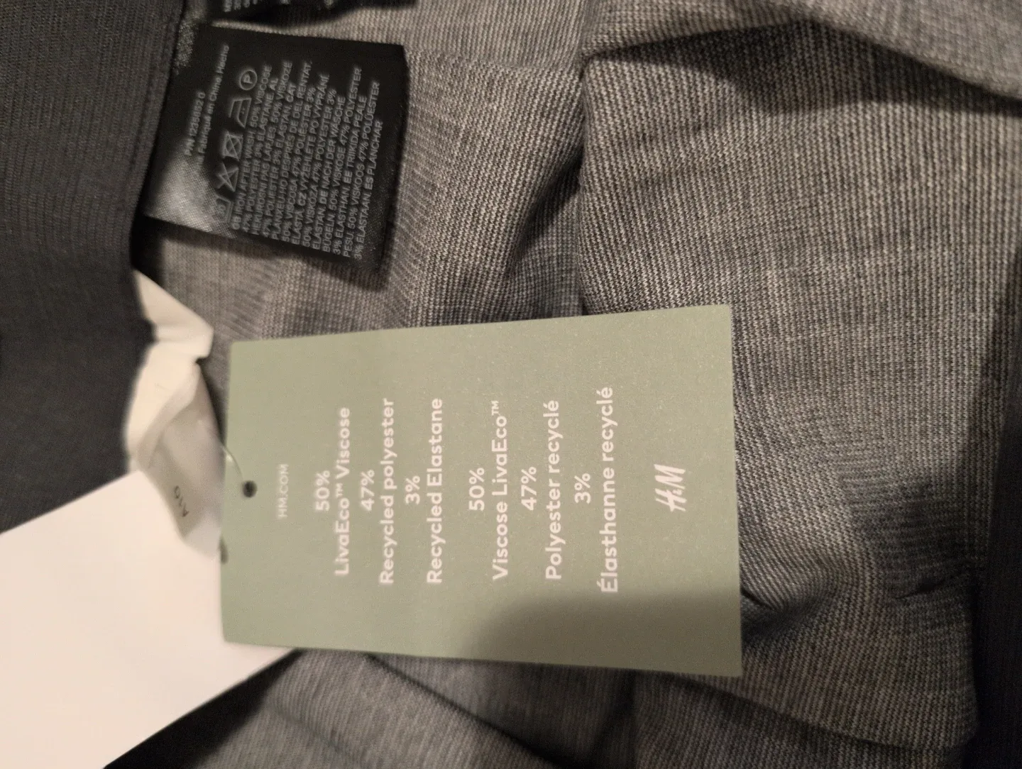 H&M Grey Striped Skirt - Size L image indicator(4)