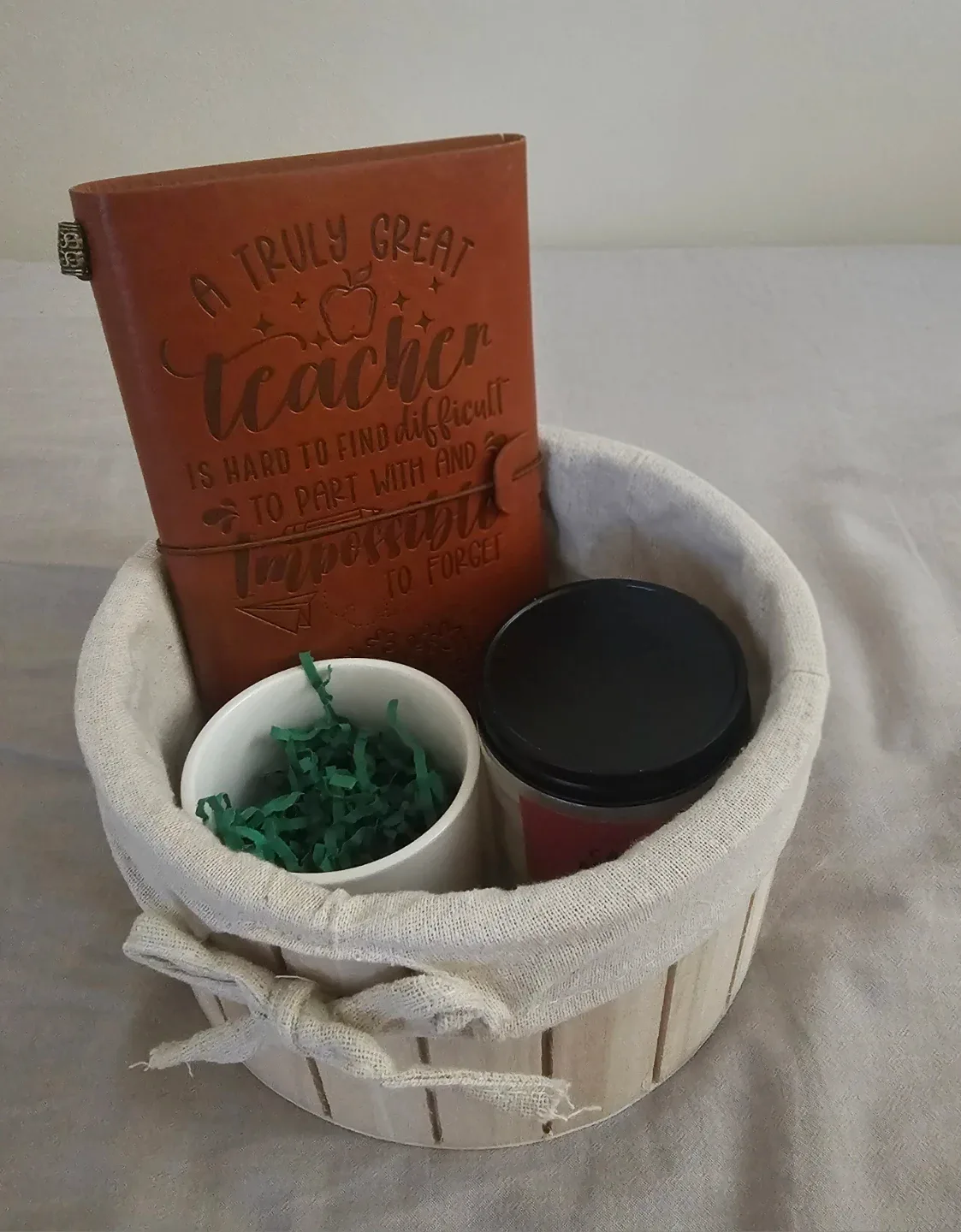 Gift Set with the basket for your teacher