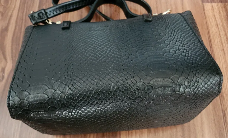 #Cleanout  Bundle: Three satchel bags image indicator(8)