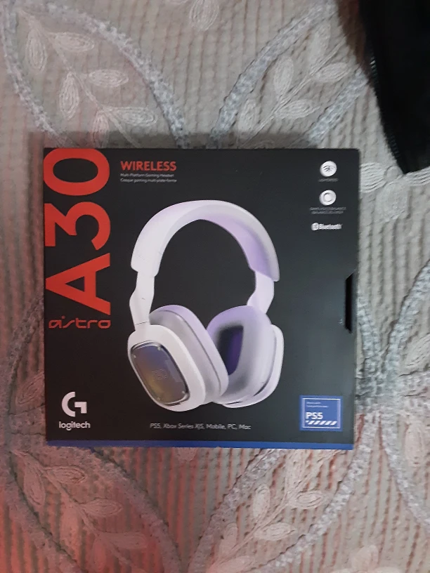 Astro A30 Wireless Gaming Headset - Logitech