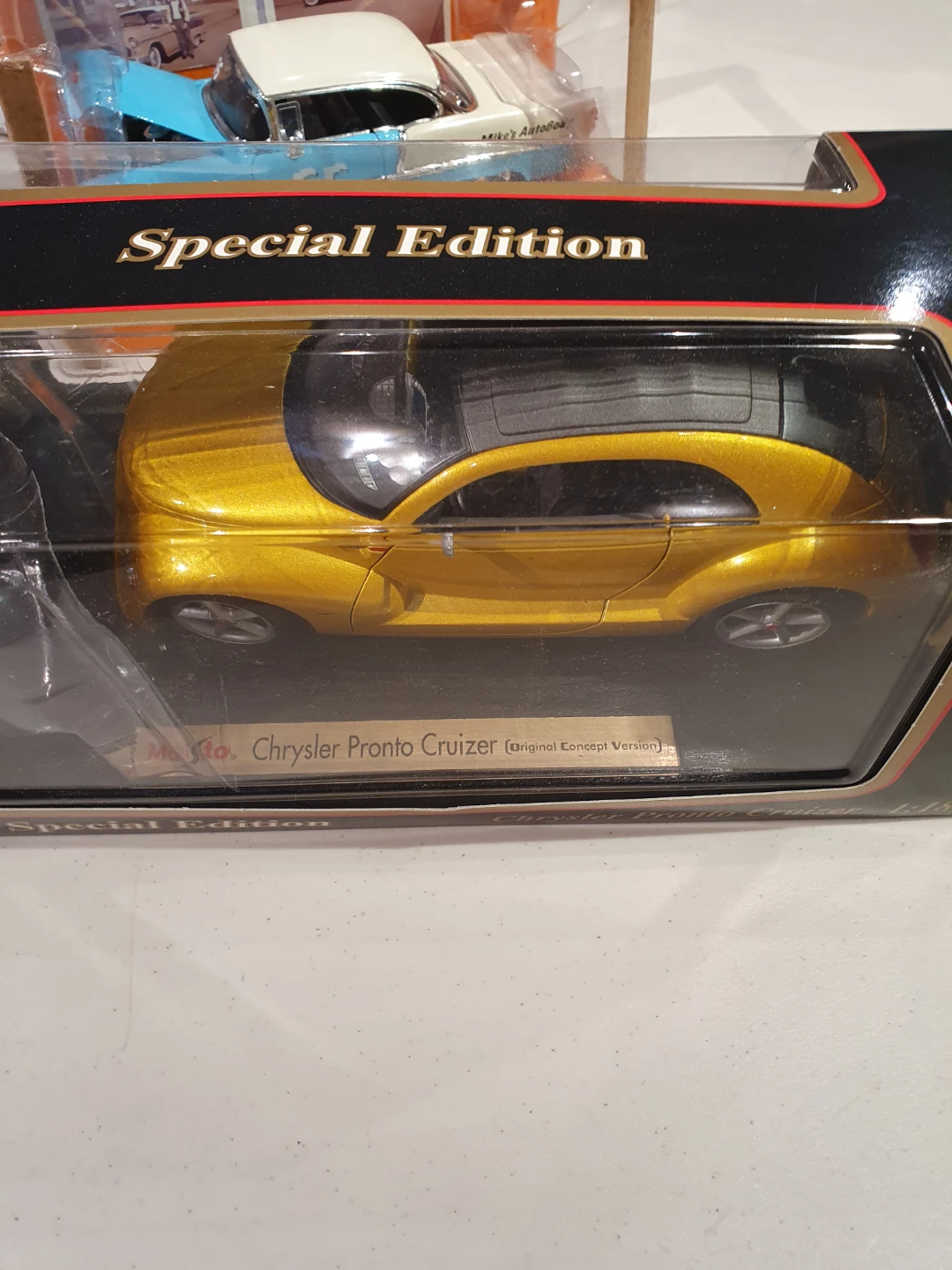 Maisto Chrysler Pronto Cruizer & 1955 Chevy Bel Air - photo 3