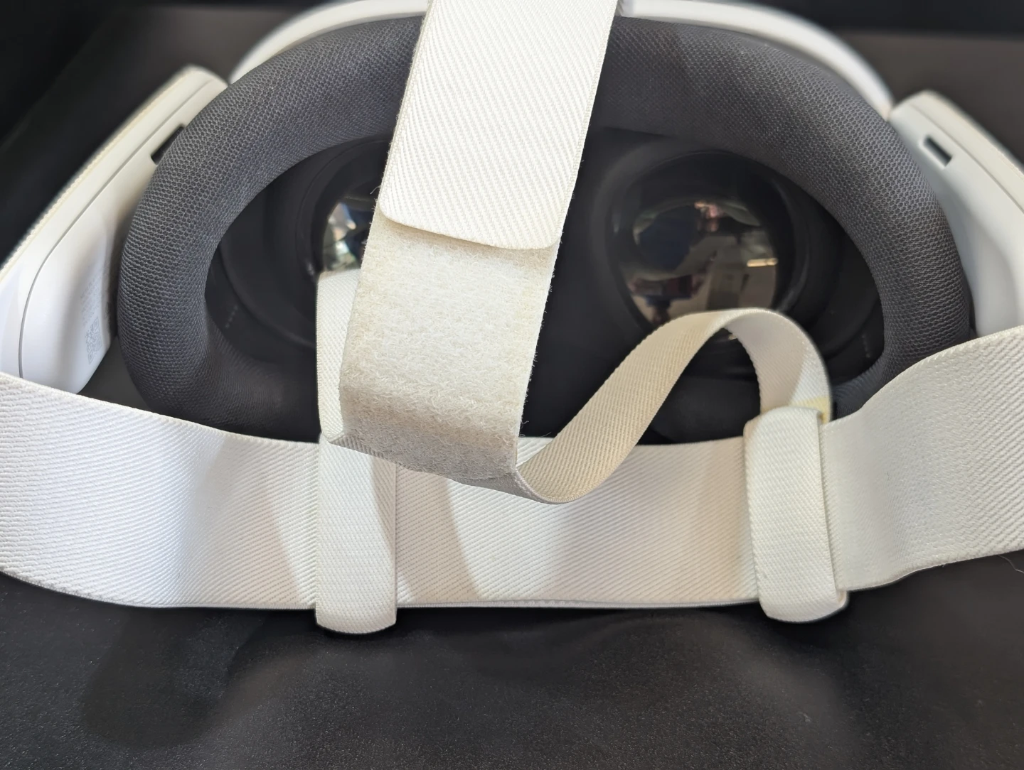 Meta Quest 3 VR Headset with Controllers - photo 5