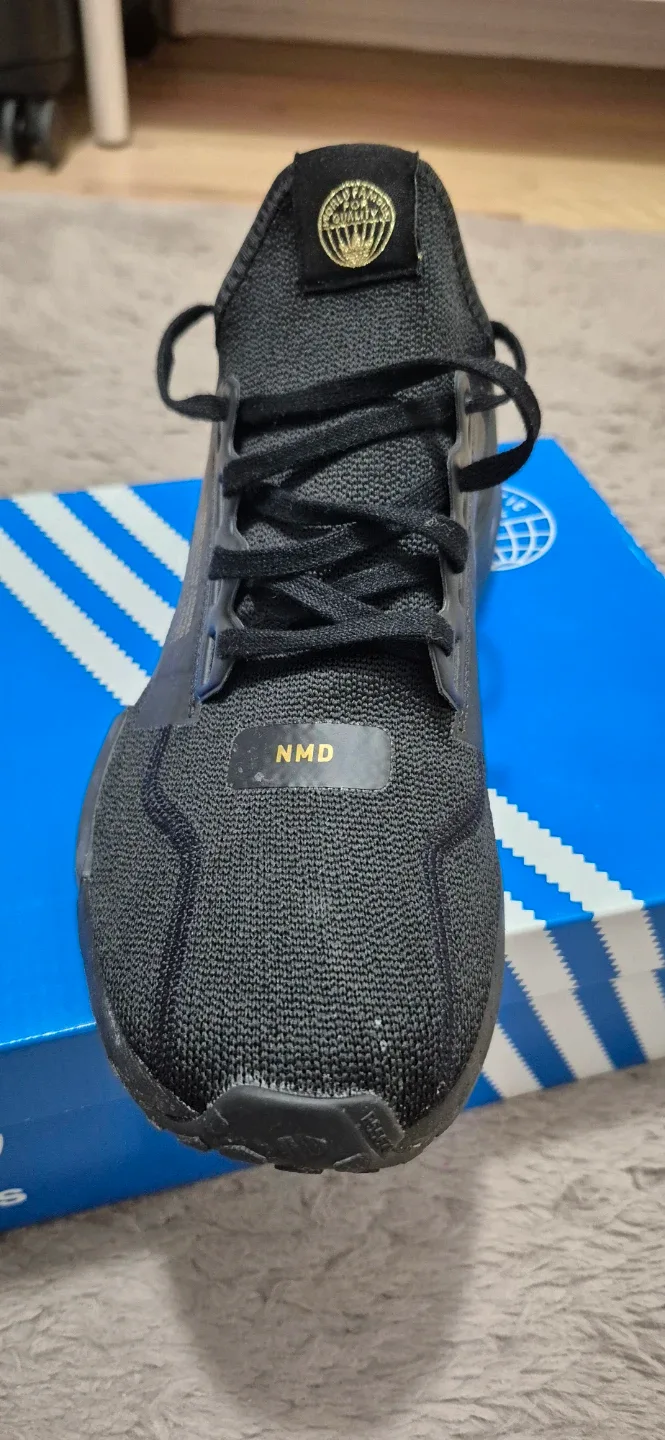 Adidas NMD_R1.V2 Black Shoes - Size 9.5 image indicator(2)