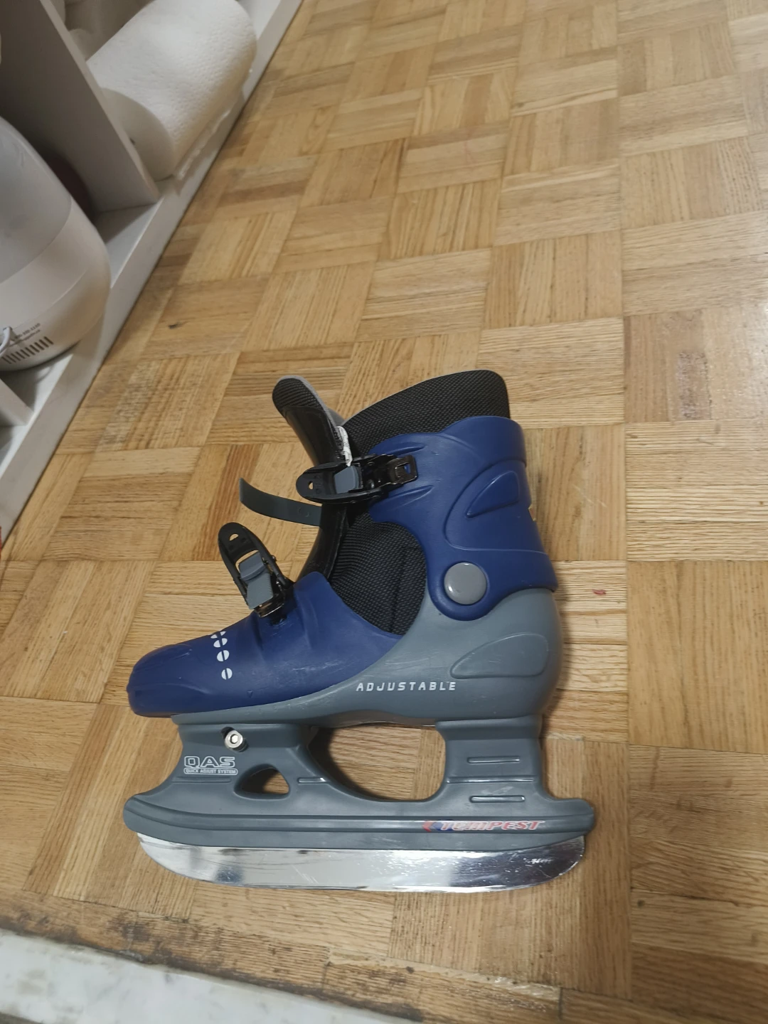 Tempest Adjustable Ice Skates - photo 5