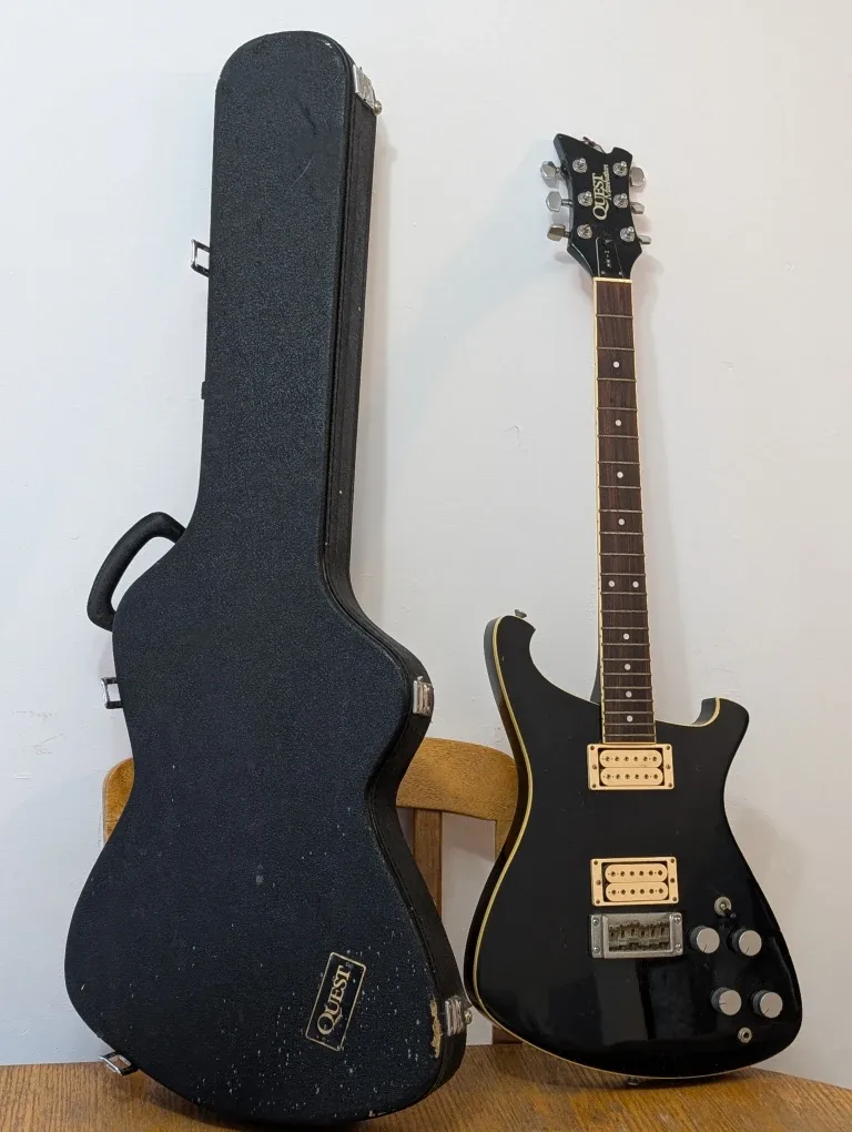 Quest Manhattan MK-I Electric Guitar w/ Case