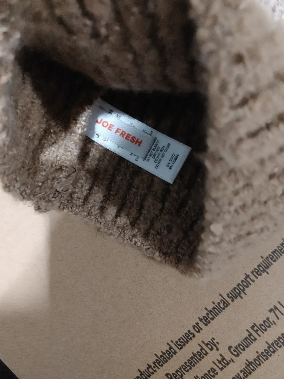 NEW JOE FRESH LADIES POM POM HAT ONE SIZE FITS MOST image indicator(3)