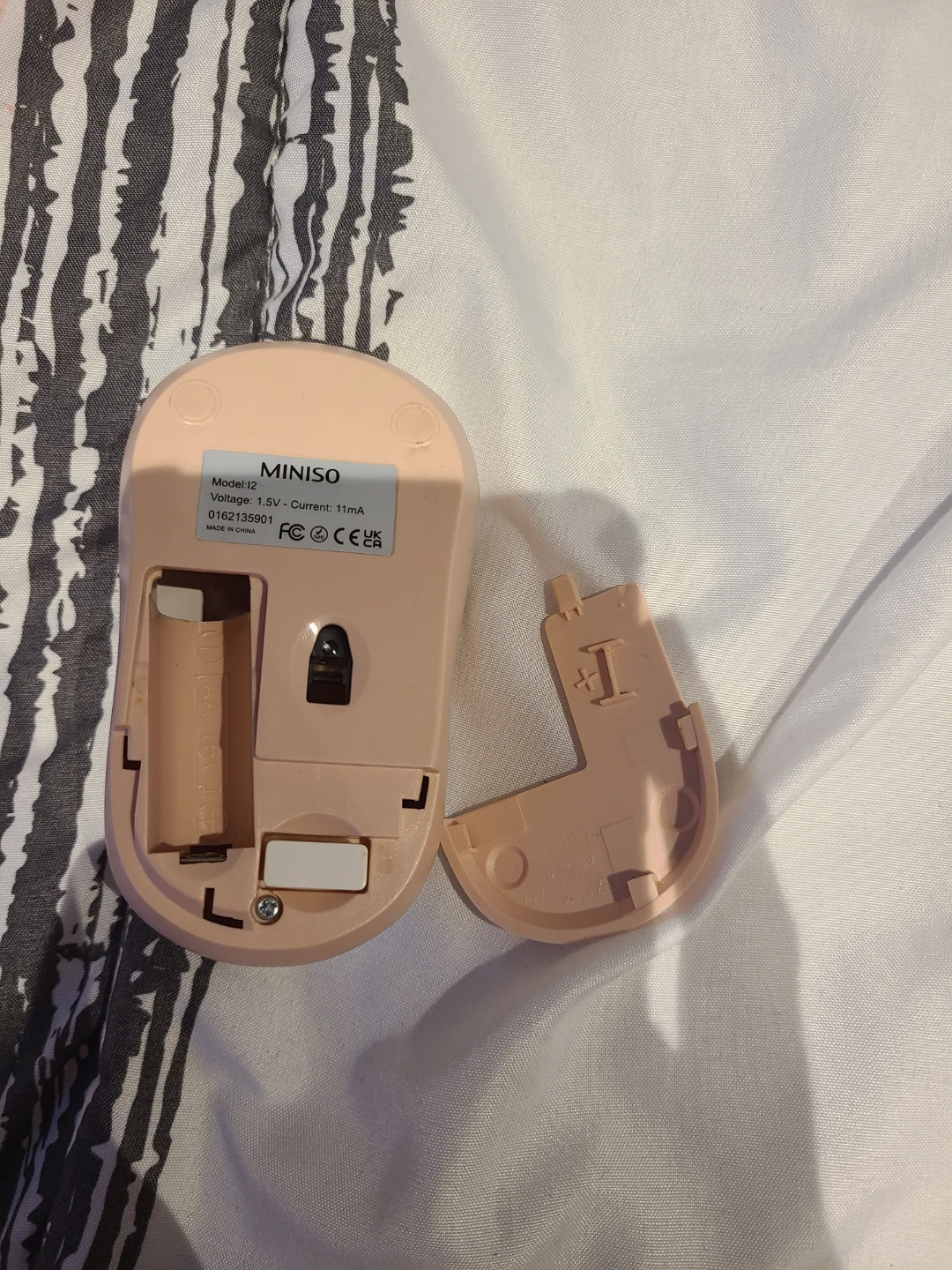 Miniso Wireless Mouse & Keyboard Set - photo 4