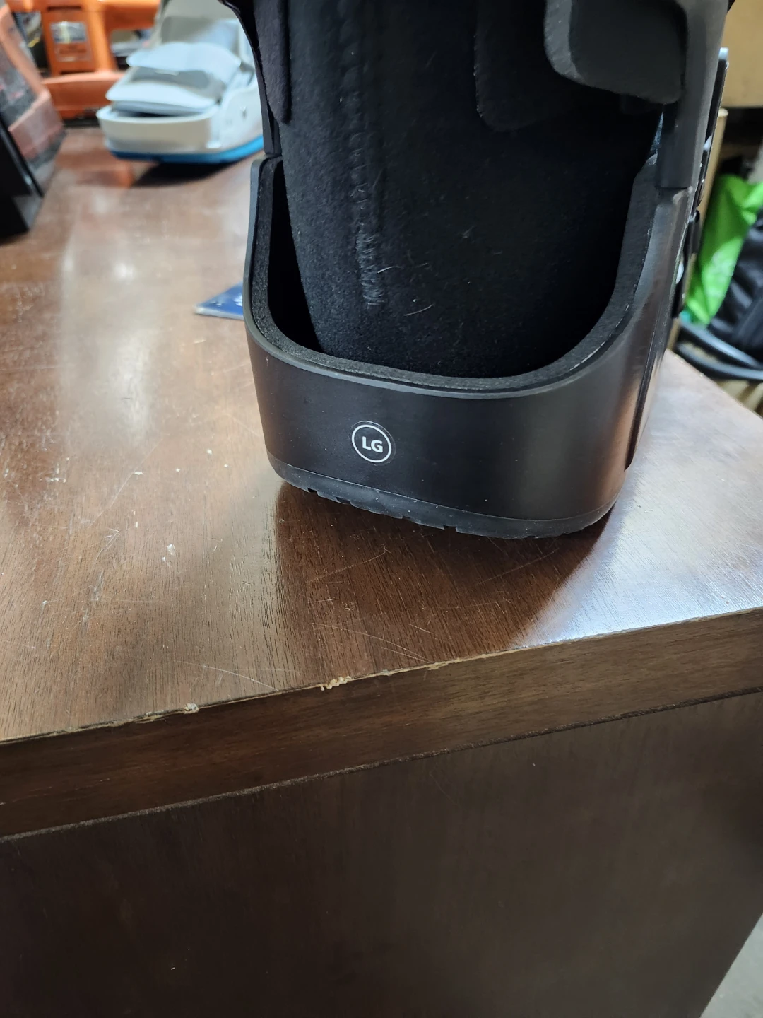 United Ortho Cam Walker Fracture Boot - Large