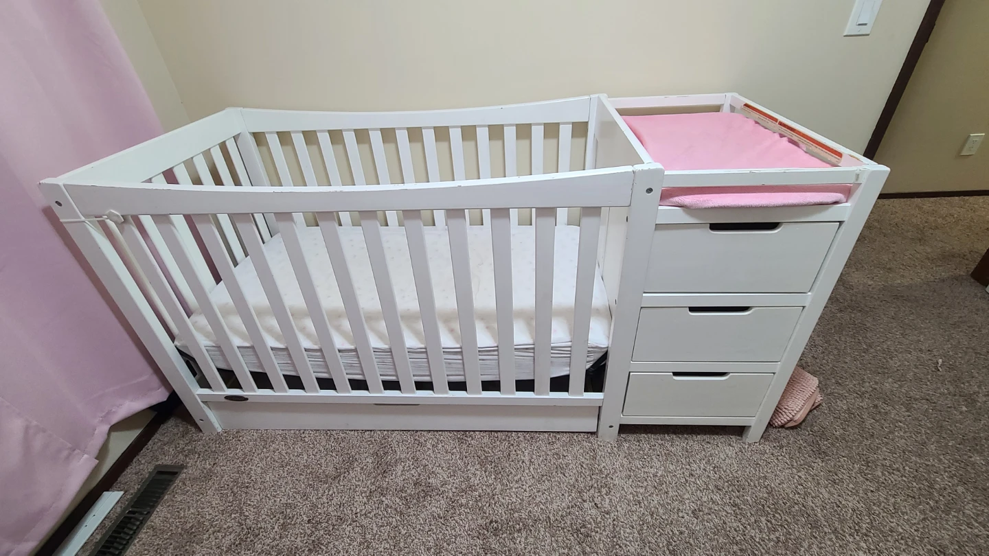 White Baby Changing Table & Crib Combo