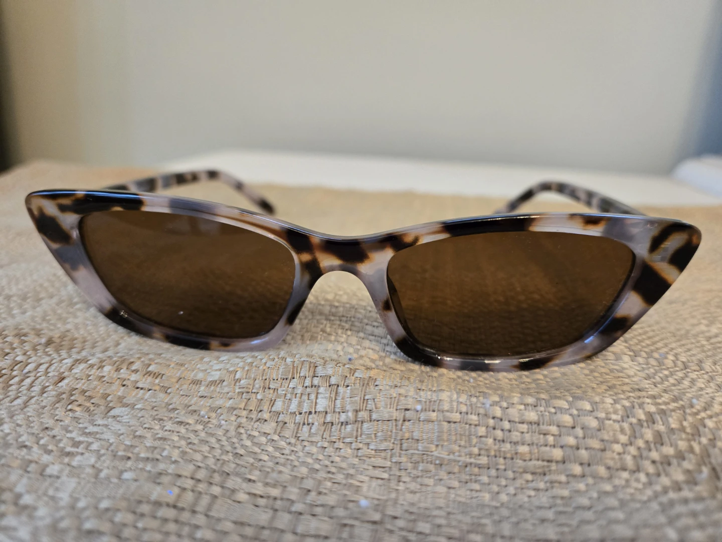 AIRE brand women's sunglasses - photo 2