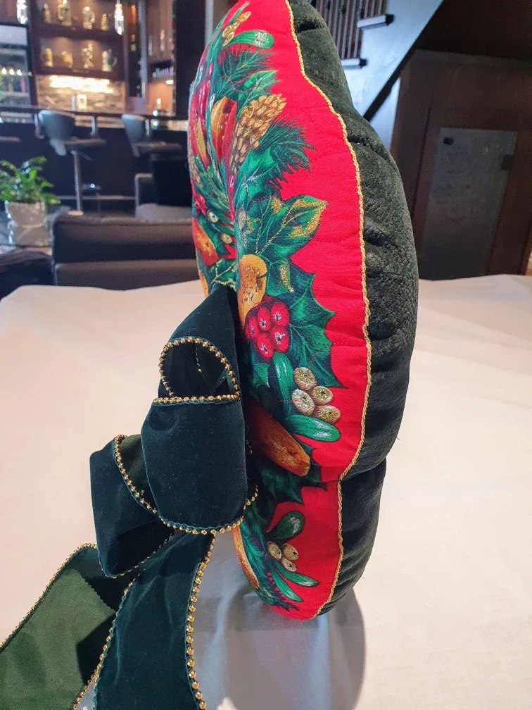 Matching Handmade Fabric Christmas Wreaths image indicator(5)