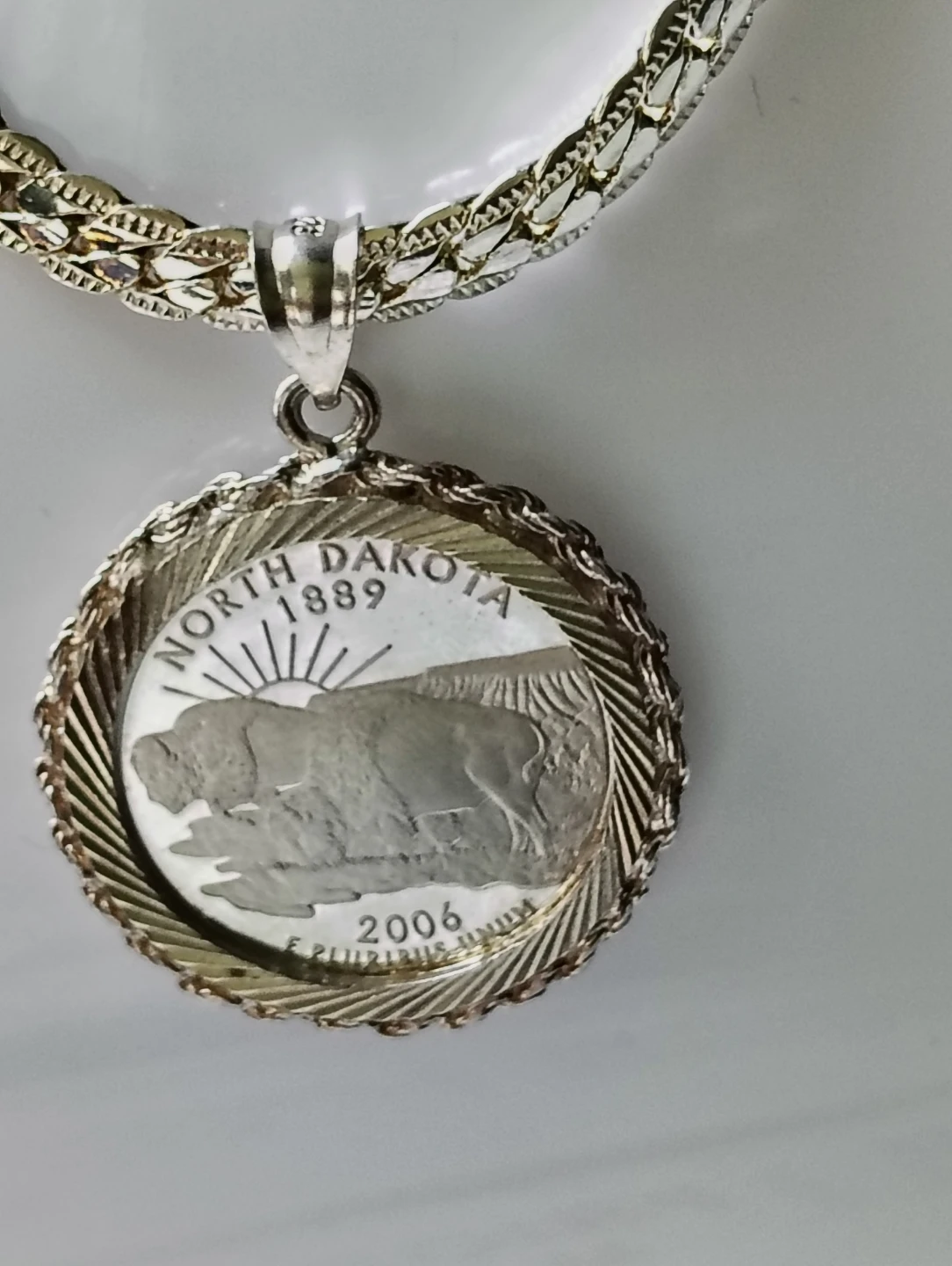 North Dakota 2006 Coin Pendant Necklace - photo 4