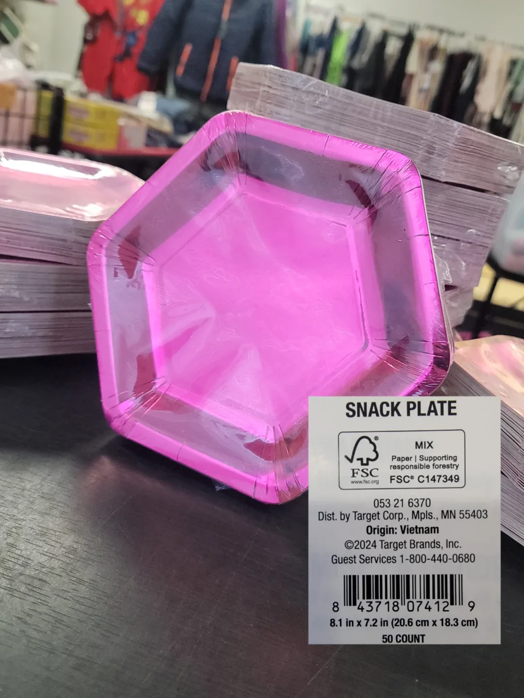 50 snack plates 8.1 in x 7.2 in