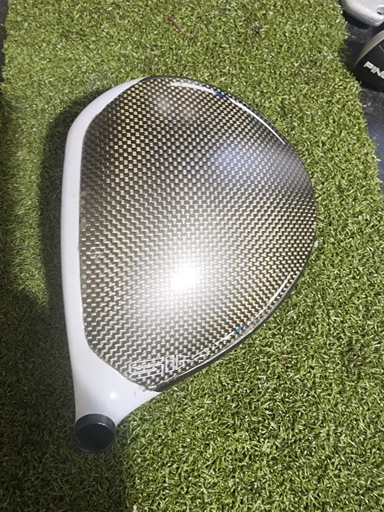Taylormade Sim Driver Head RH 10.5 image indicator(2)