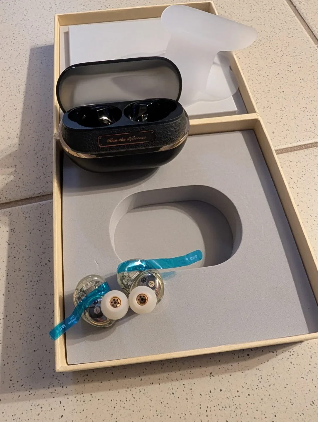 Wireless Earbuds image indicator(5)