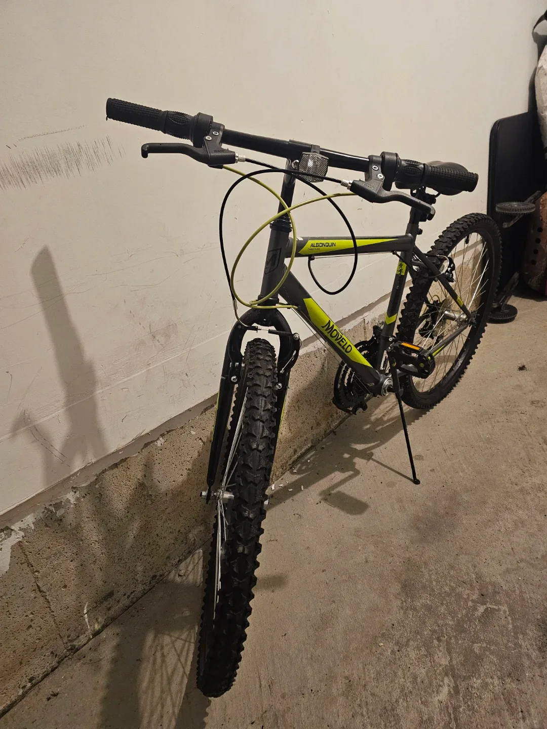 Movelo Algonquin 92 Mountain Bike, 26 inch image indicator(2)