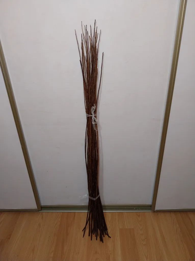 Willow Branch Bundle Vase Filler image indicator(2)