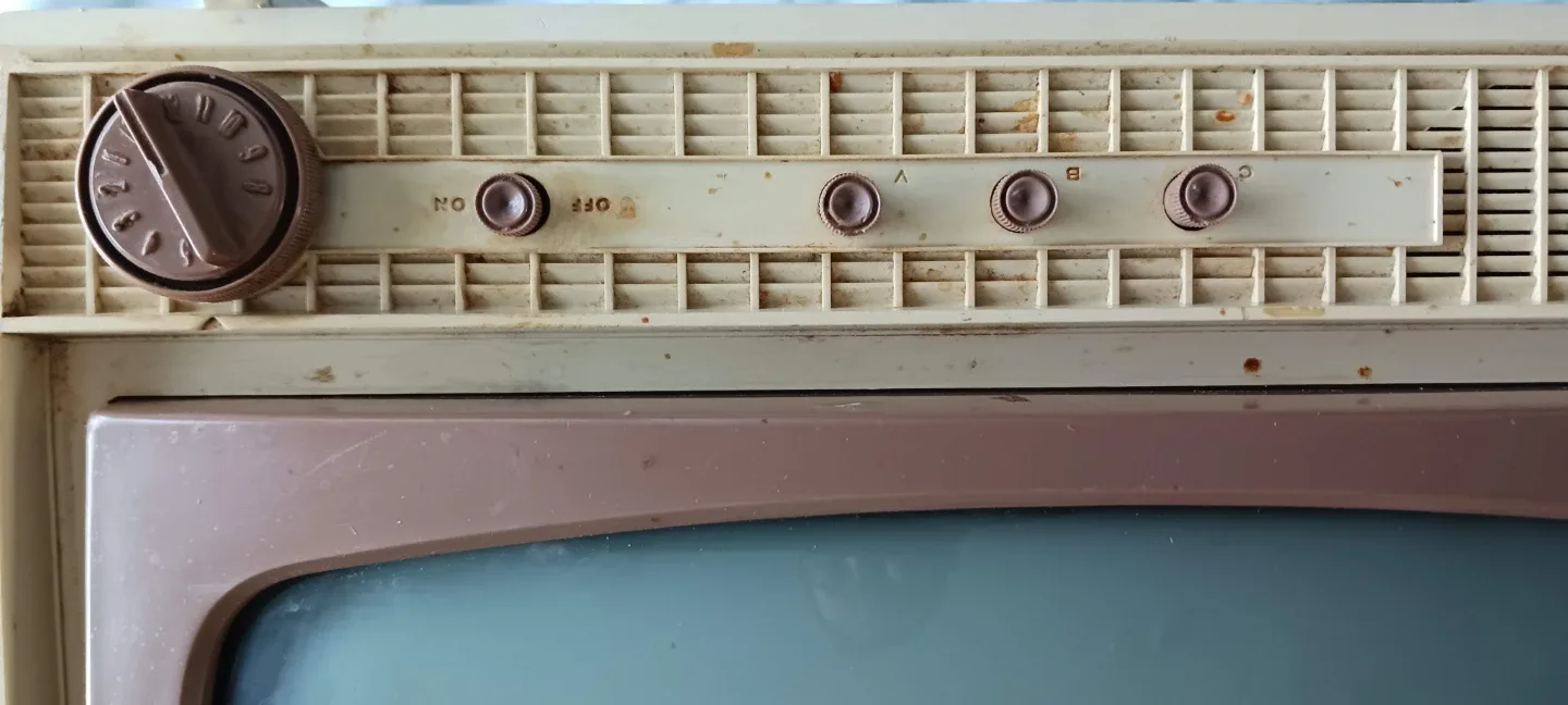 Vintage Philco TV #cleanout image indicator(4)