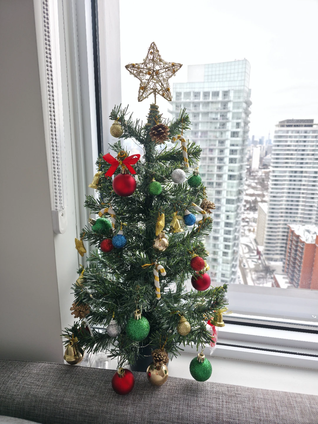 Mini Christmas Tree + Decorations Included — Budget Friendly!