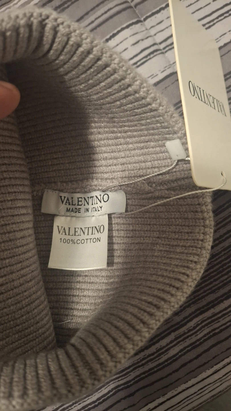 Valentino 100% Cotton Beanie - New with Tags - photo 2