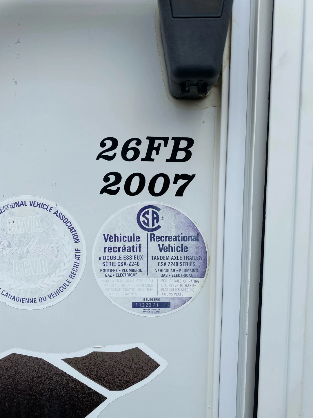 2007 Dutchman Denali 26FB Tandem Axle Trailer - photo 4