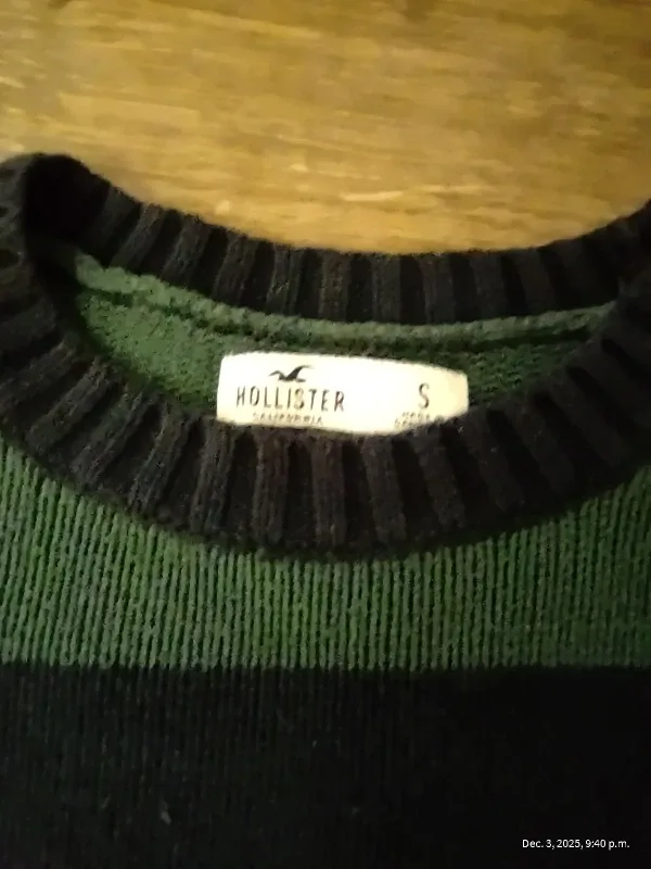 Hollister Striped Sweater - Size S image indicator(4)