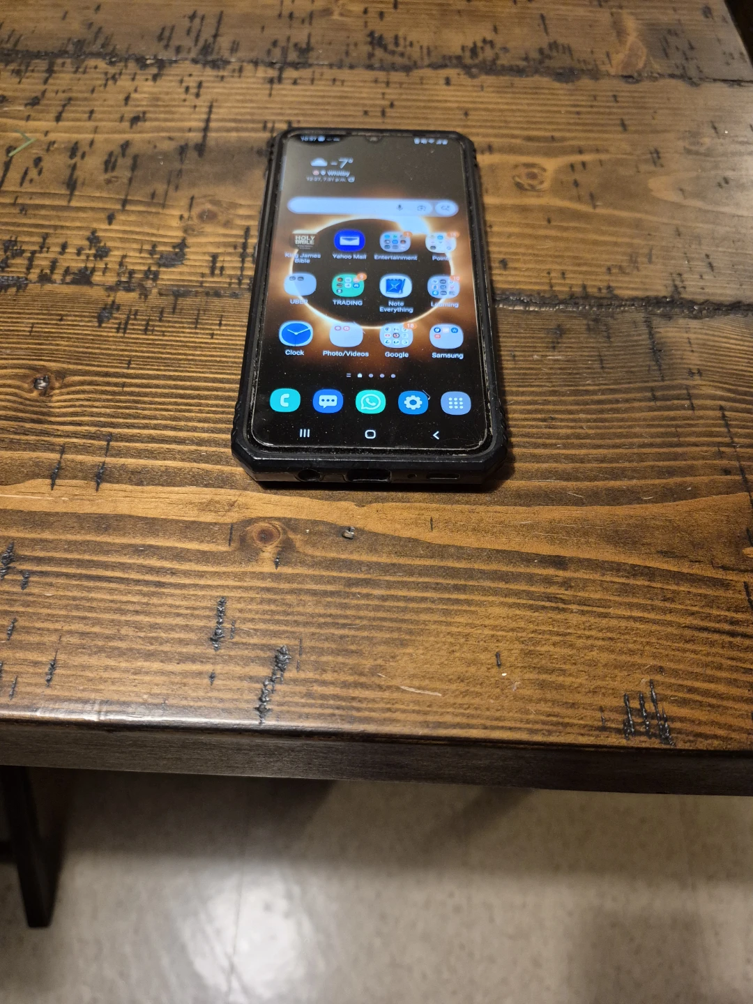 Samsung A70 Smartphone - photo 2
