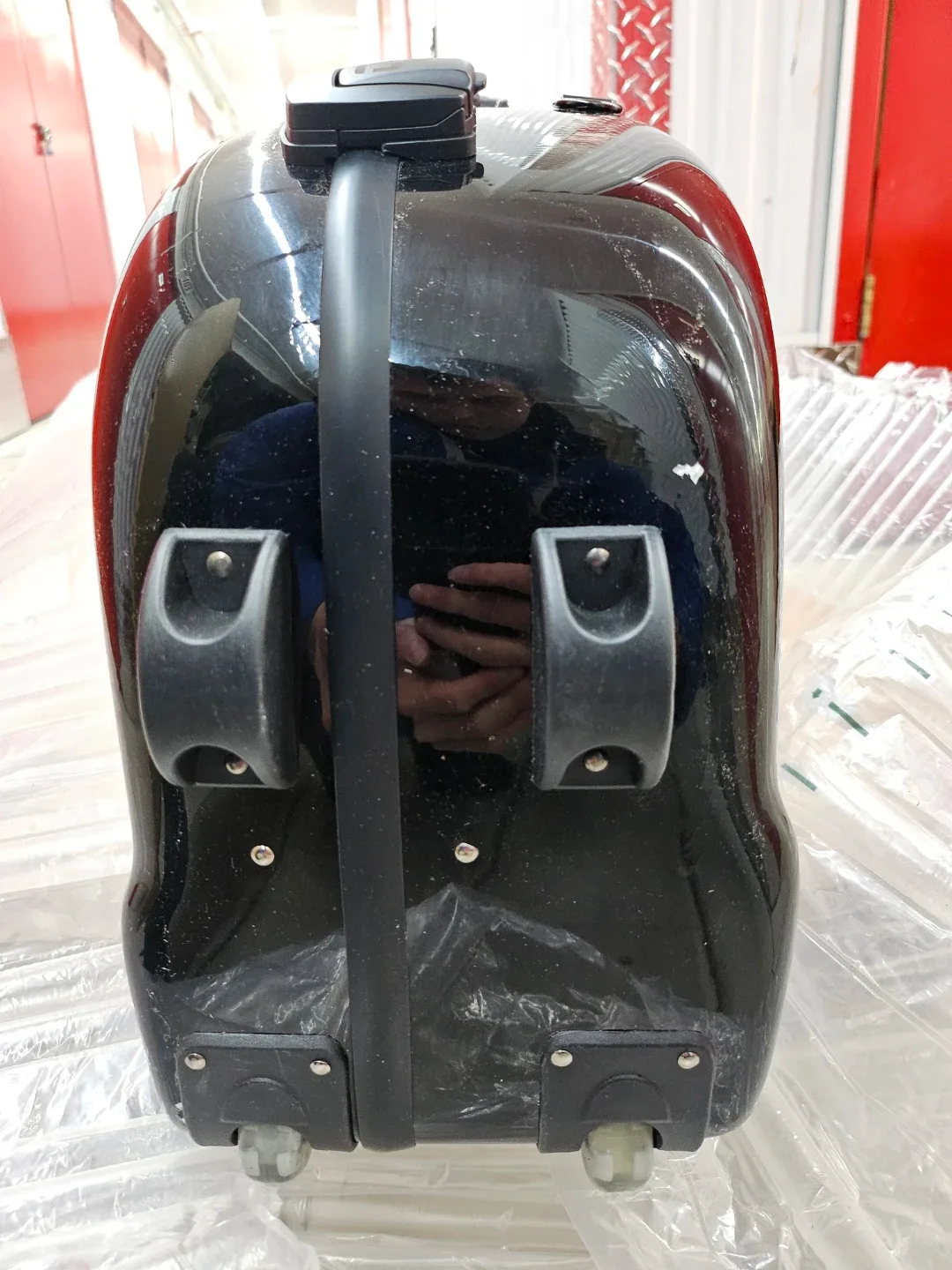 Crossrock CRF1020BS-BK Fiberglass Baritone Saxophone Case image indicator(10)