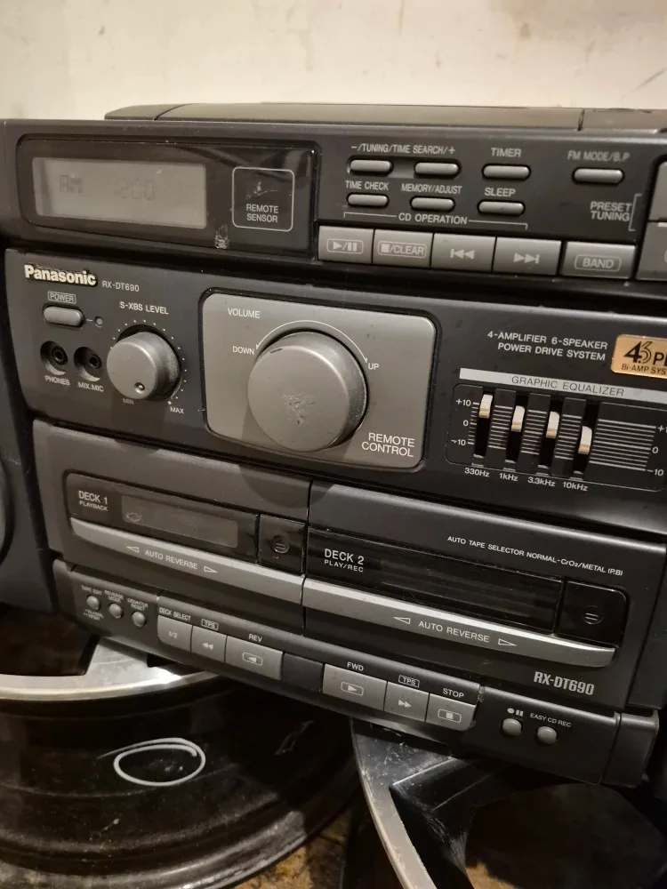 Panasonic RX-DT690 Portable Stereo System image indicator(3)