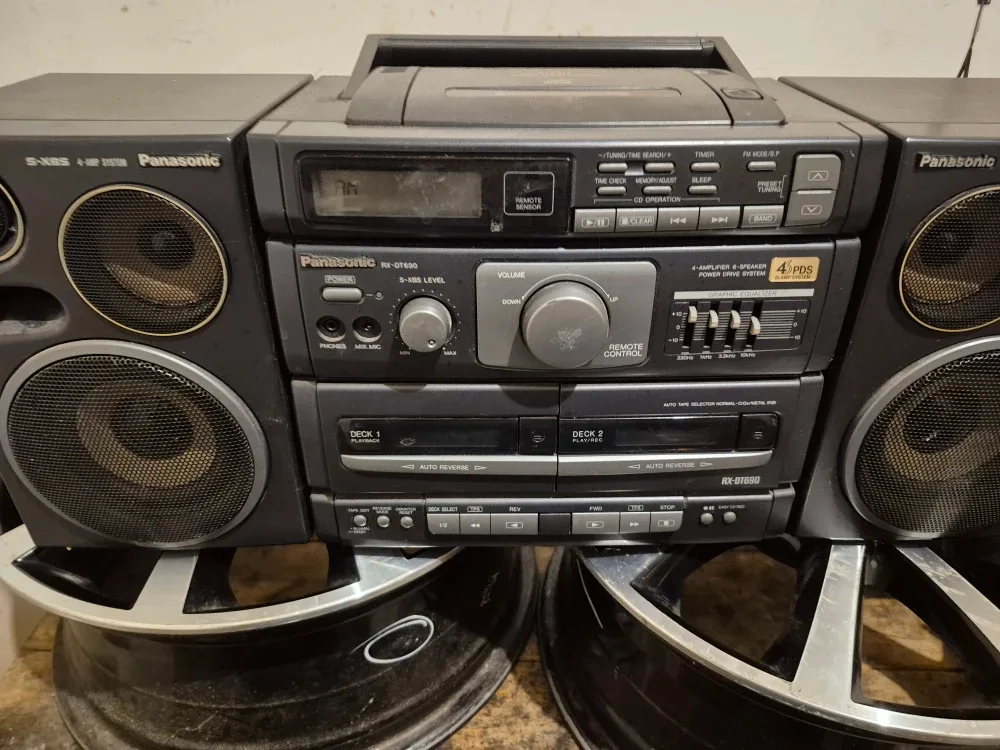 Panasonic RX-DT690 Portable Stereo System image indicator(7)