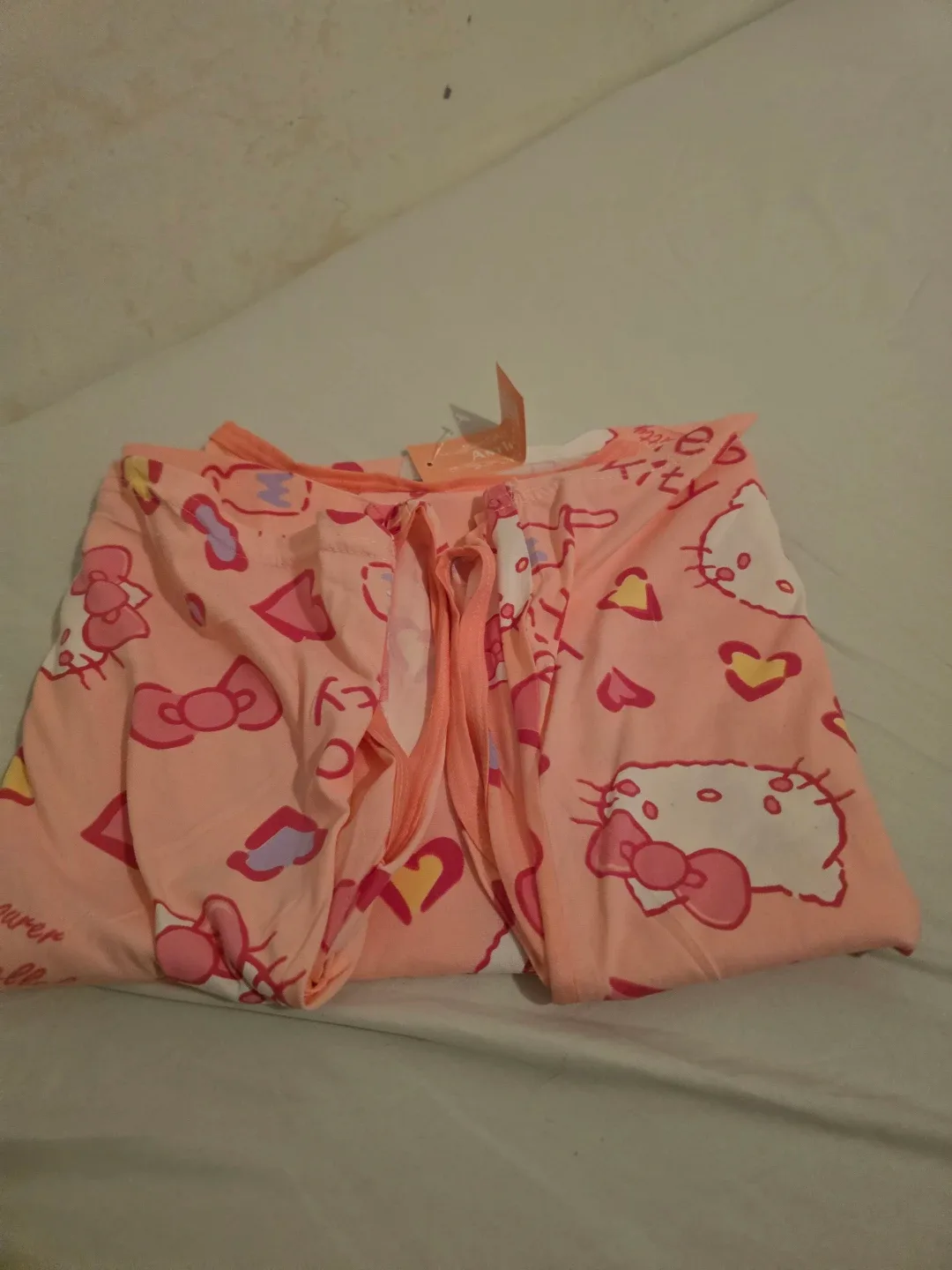 Hello Kitty  Sleep dress - Size Medium #Cleanout image indicator(2)