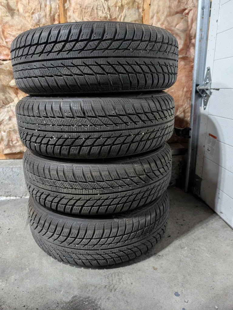 (4)-175/65R14 Winter Tires On Steel Rims Off 2004 Toyota Echo image indicator(6)